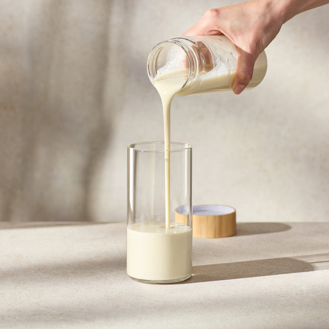 French Vanilla Complete Shake